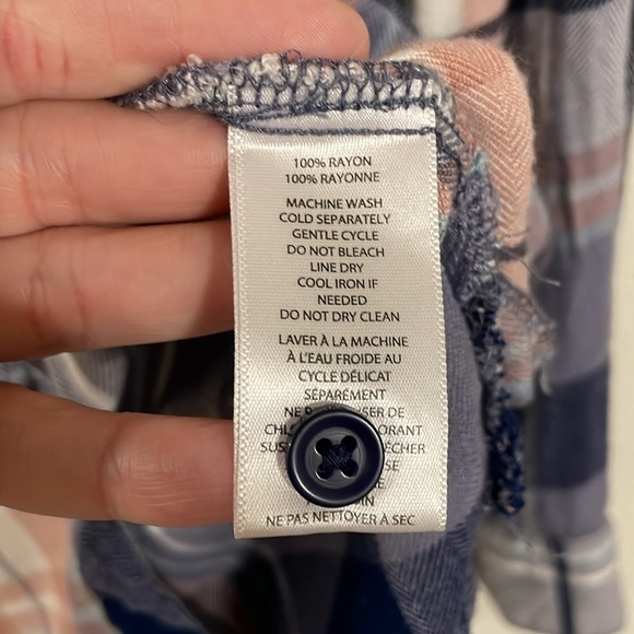 BeachLunchLounge Women Button Front Top Small Purple Plaid Flannel Fly Away Back - Picture 12 of 16